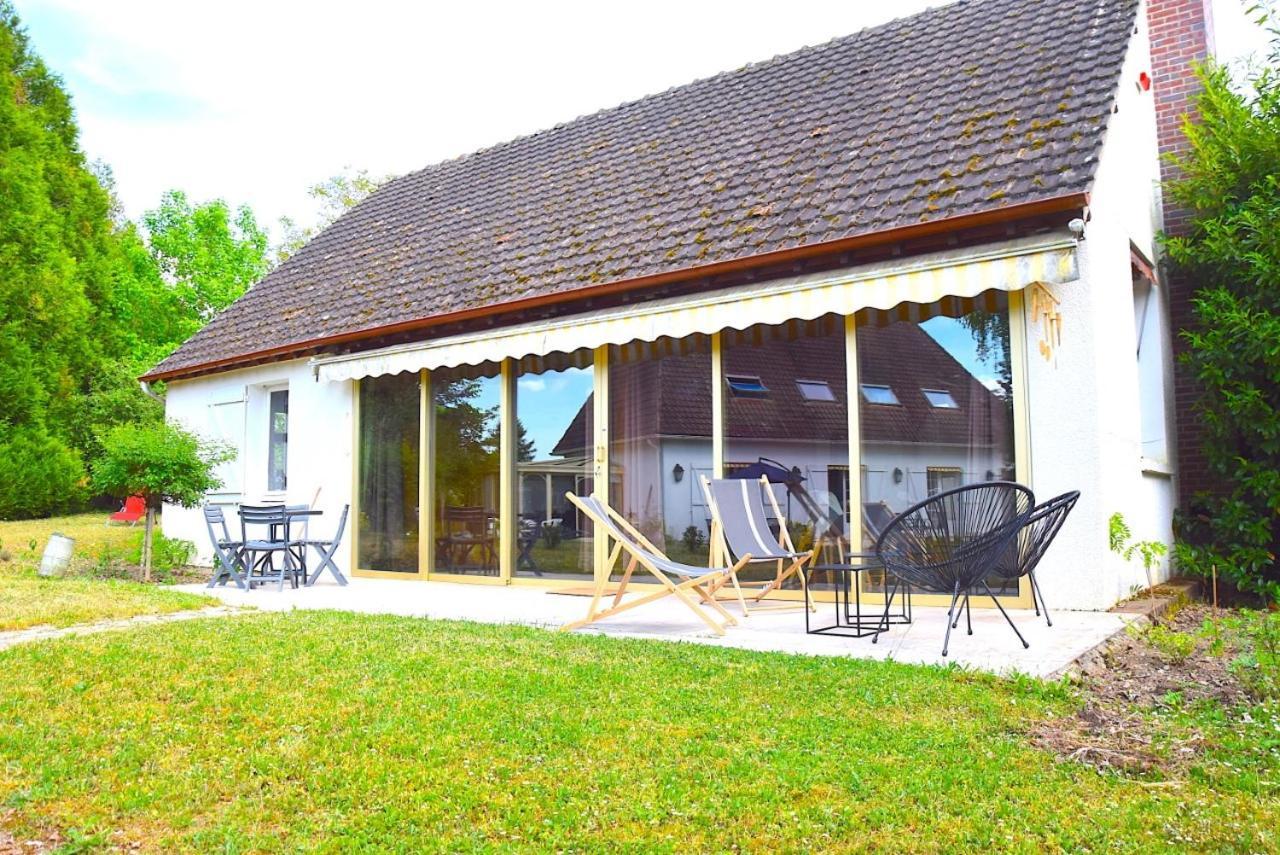 Domaine Des Montots Villa Tanlay Exterior photo