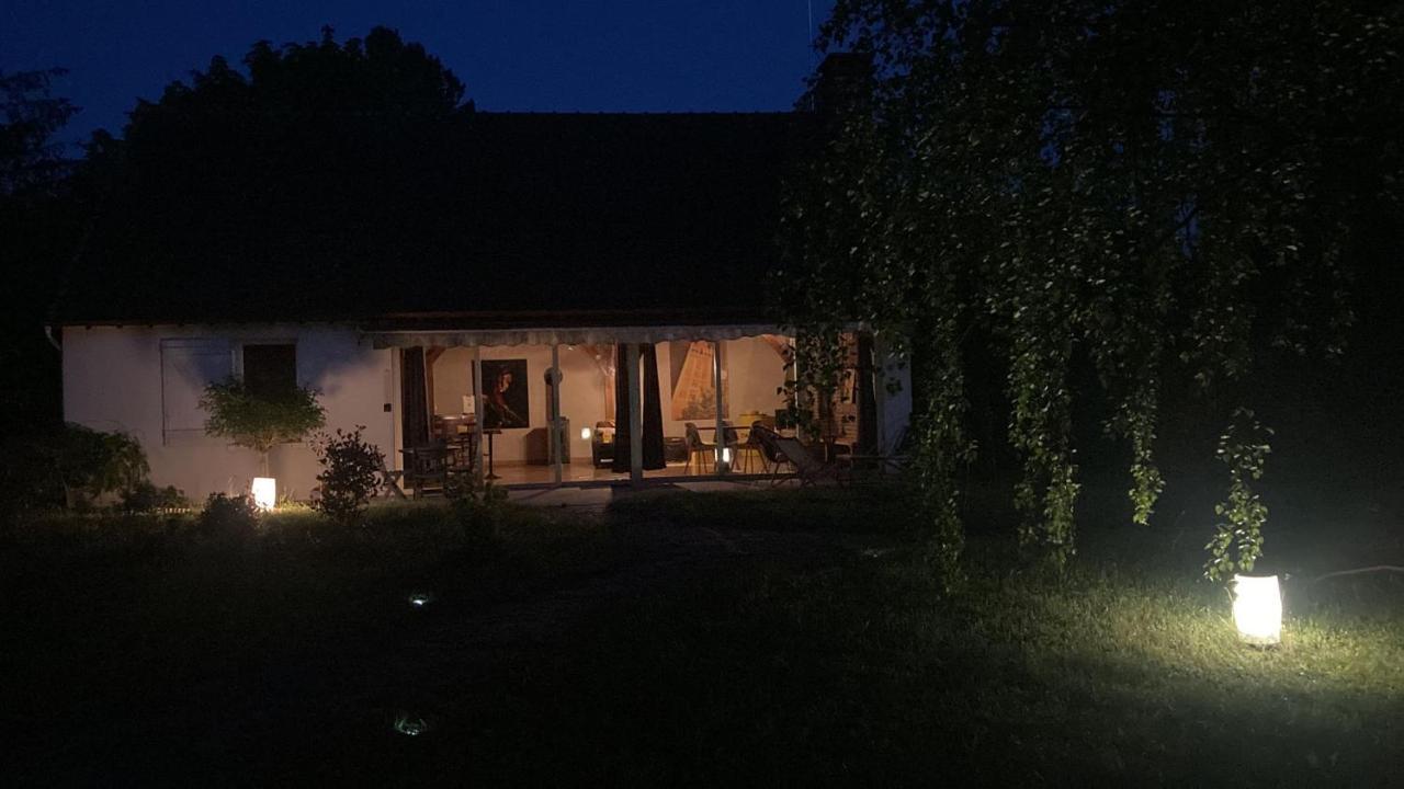 Domaine Des Montots Villa Tanlay Exterior photo